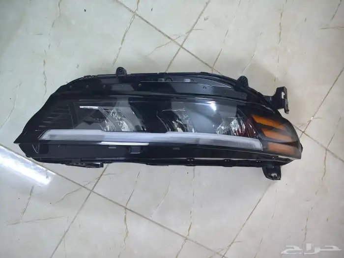 شمعه هوندا اكرد مديل 24 شبه جديد الجهه. 3