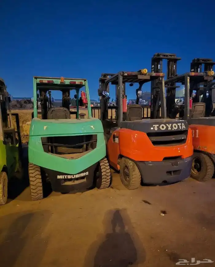 رافعه شوكيه فوركلفت سيزرلفت للايجار Forklift Sealift 0