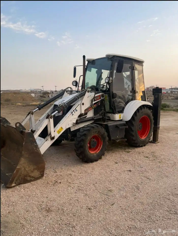 JCB عرجا 2017 للايجار الشهري 1