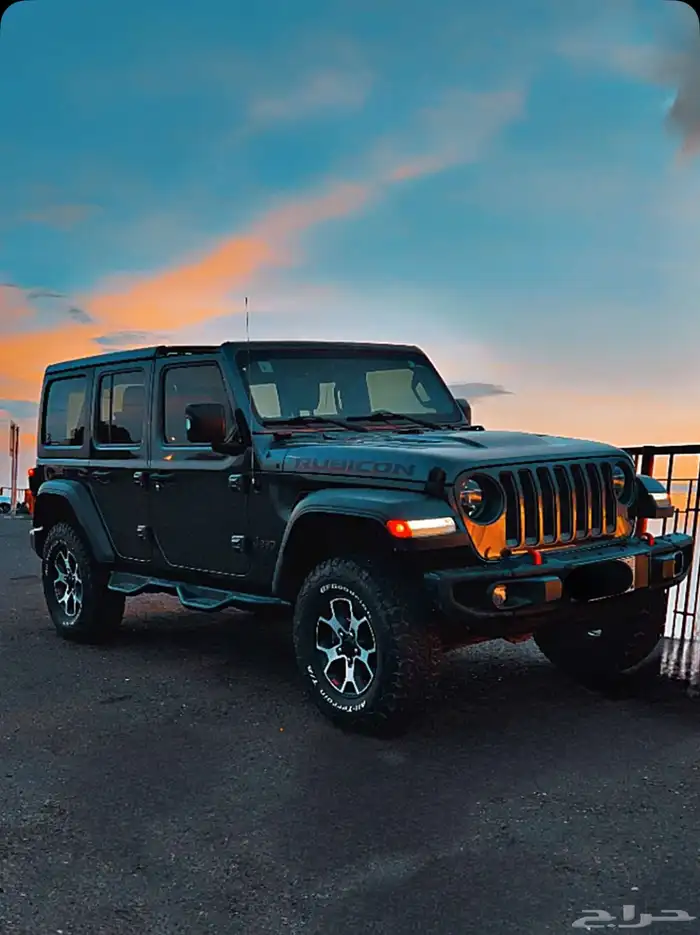 جيب لانجلر روبيكون اعلى فئه 6سرندر لون رصاصي غامق بدي بلد 32
