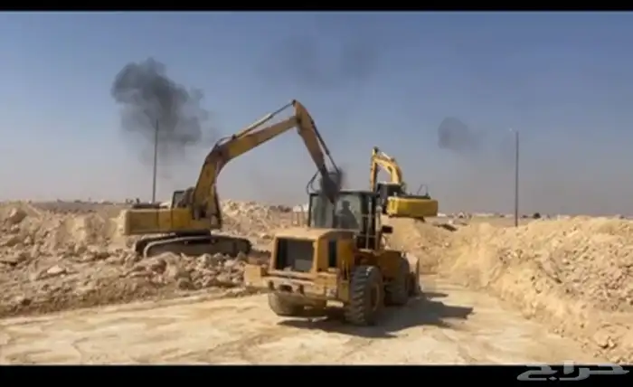 معدات حفر اراضي وردم وتوريد مواد الخرج وضواحيها 0