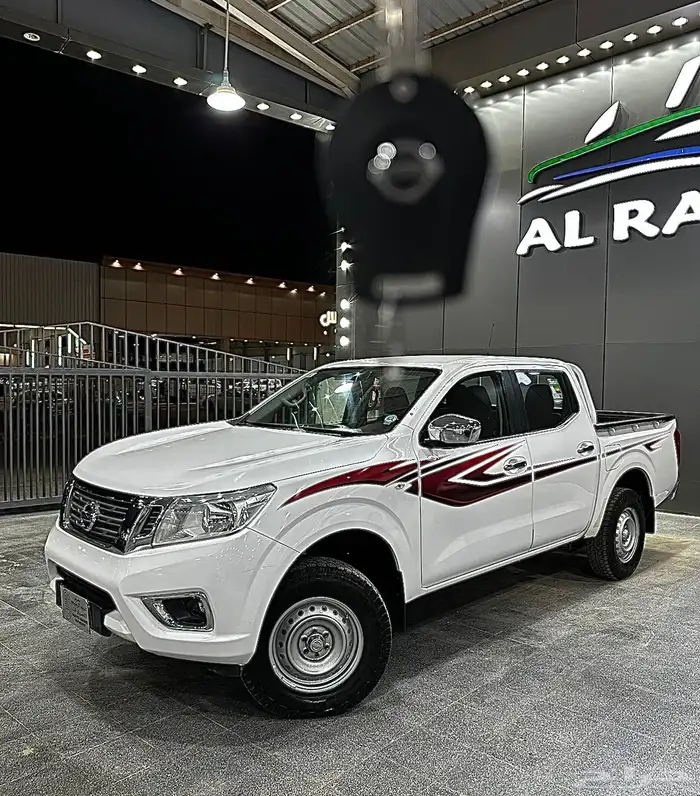 نافارا ديزل 2018 فل كامل دبل لدى معرض(عبيد الرشيدي) 14