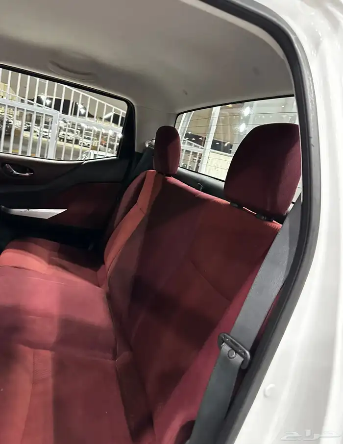 نافارا ديزل 2018 فل كامل دبل لدى معرض(عبيد الرشيدي) 11