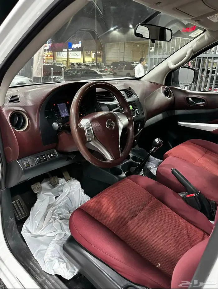 نافارا ديزل 2018 فل كامل دبل لدى معرض(عبيد الرشيدي) 6