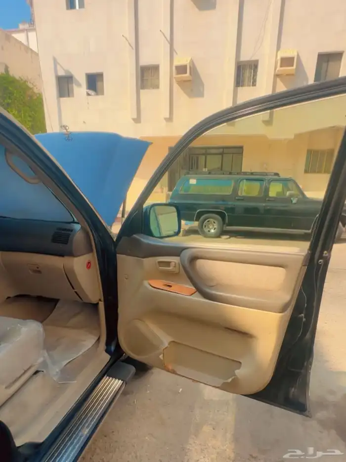 لاندكروزر 2006 فل كامل 15