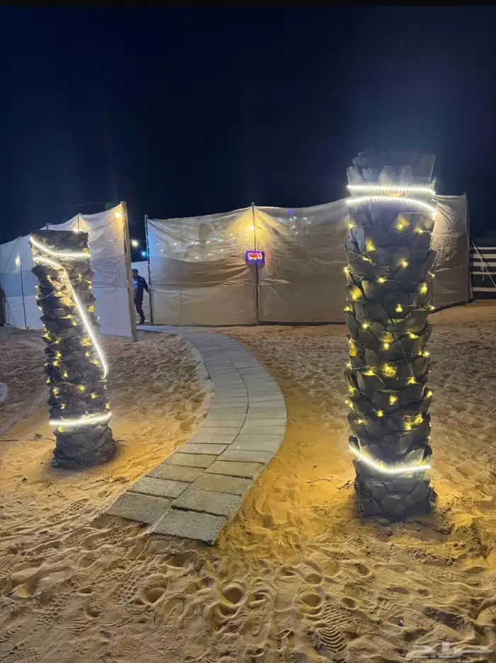 مخيم للبيع 1