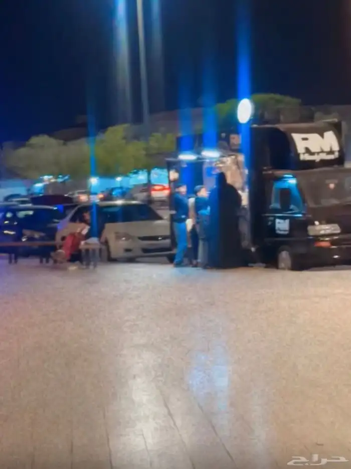 سيارة فود ترك 3