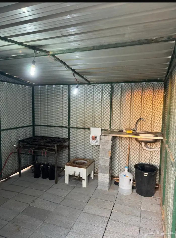 مخيم للبيع 14