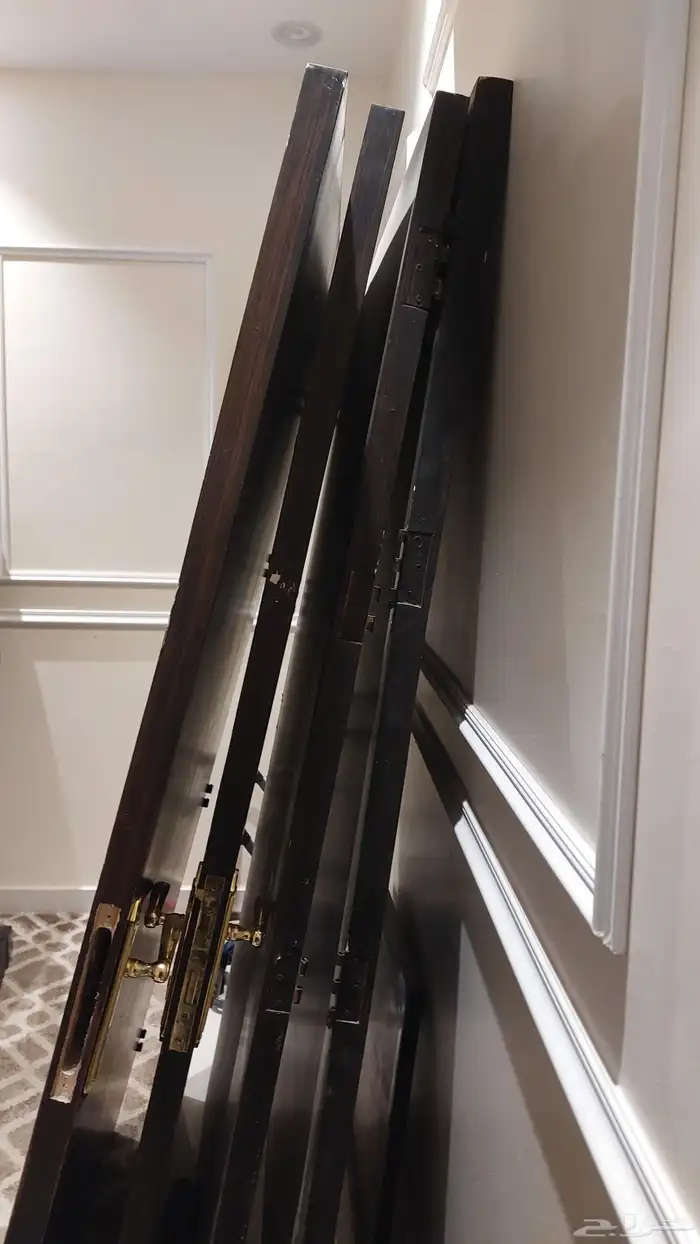 اربع بيبان خشب للبيع 1