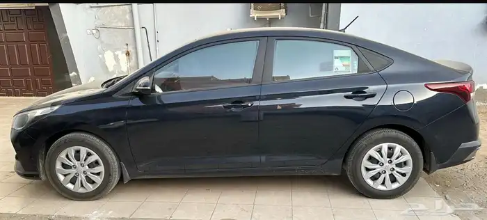 للبيع اكسنت 2022 2