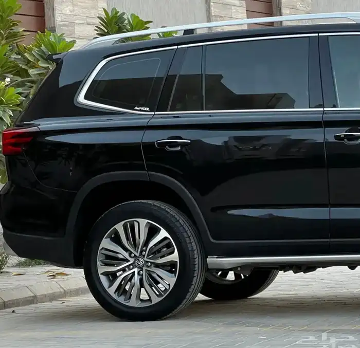 أم جئ 2020 فل كامل موتر مخزن ماشي 23 ألف فقط شرط الفحص 8