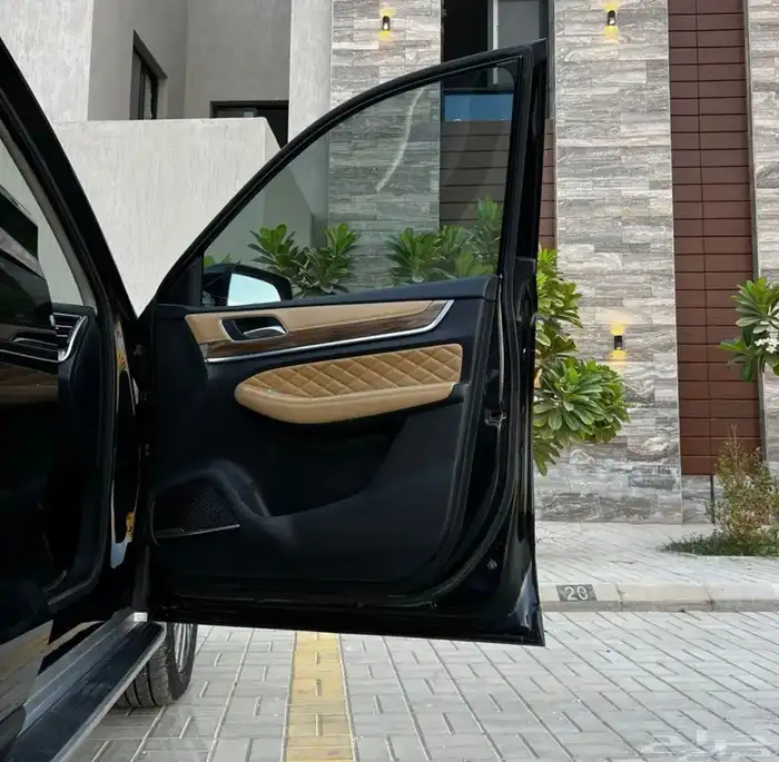 أم جئ 2020 فل كامل موتر مخزن ماشي 23 ألف فقط شرط الفحص 28