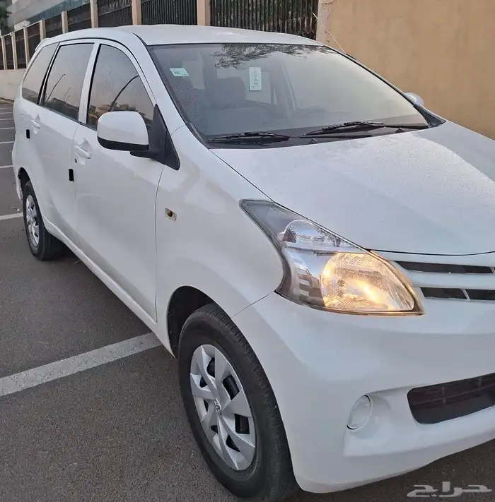 للبيع تويوتا فانزاء تماتيك مديله 2015 مشااله ممتازه للمستخدم 1