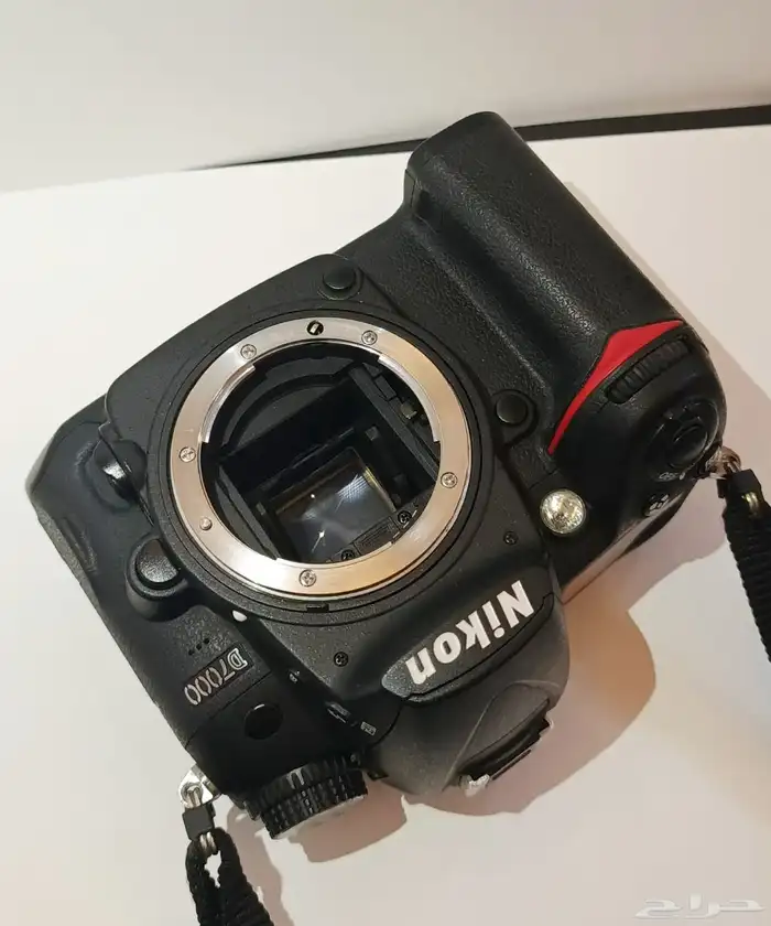 Nikon D7000 Digital SLR Camera with 18105mm VR Lens 2