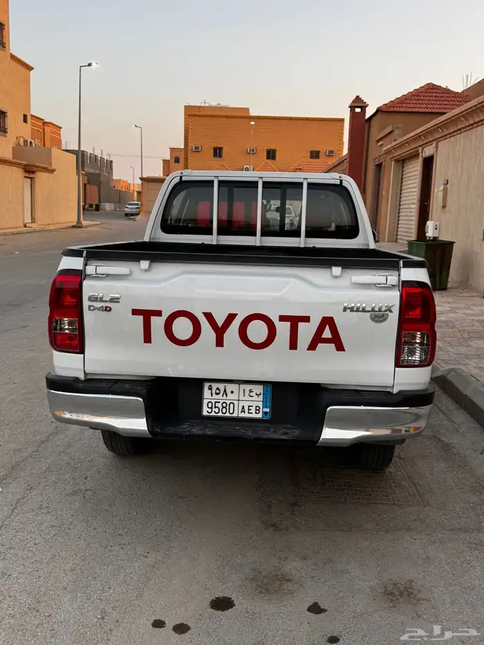 هايلوكس 2024 ديزل دبل للتنازل 4