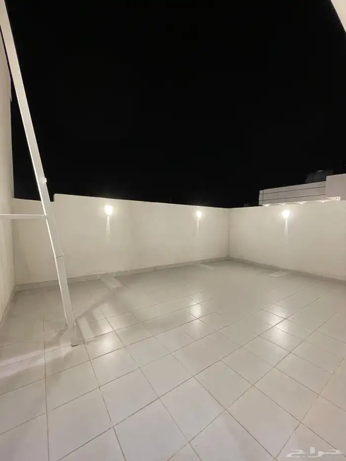 للبيع شقق روف أرضي وعلوي بالمحاله ابها 14