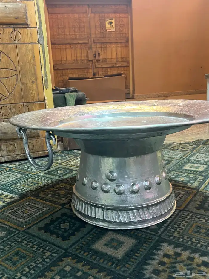 صينيه نحاس قديمه 0