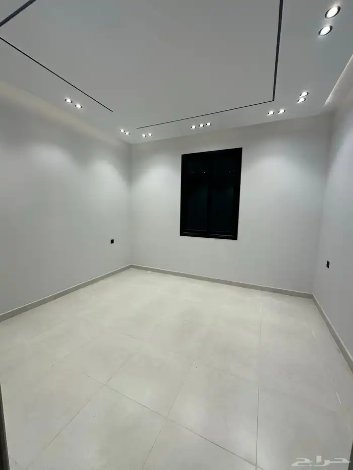 للبيع شقق علوية بسعر مناسب جدا بجوار المدارس حي الموسي 14