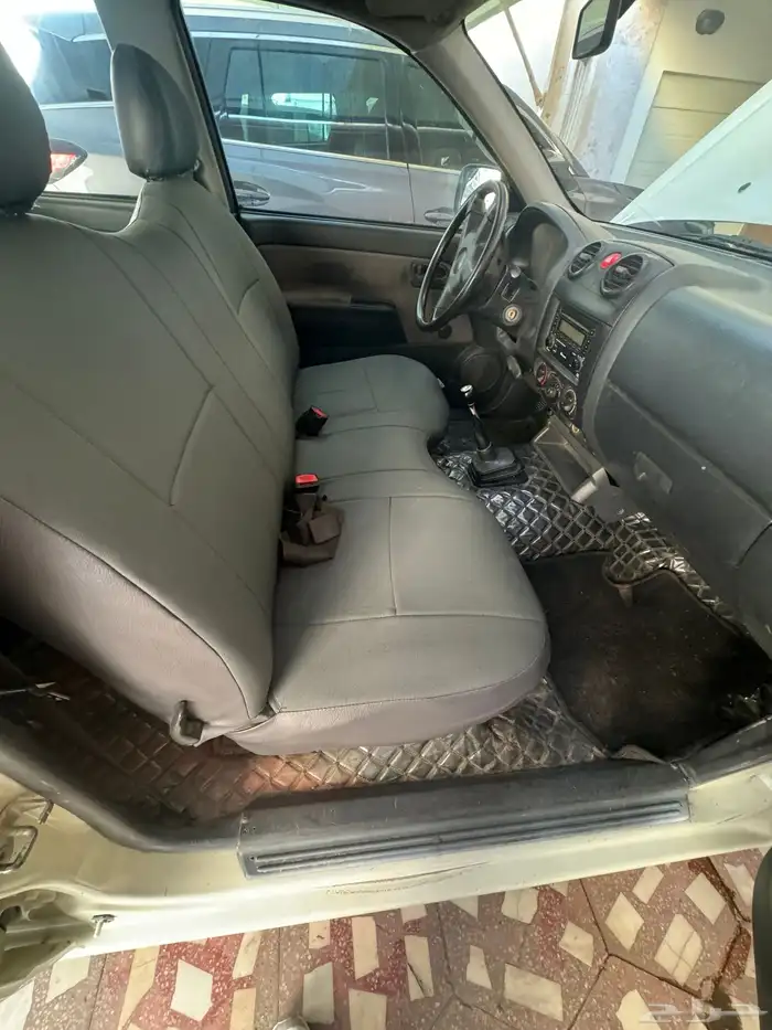 ونيت ايسوزو موديل 2011 ألون ابيض 6