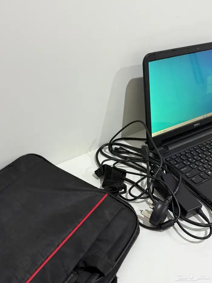 لابتوب شغال جديد استخدام نظييف (وهاذي بيانات الرام والمعالج 1