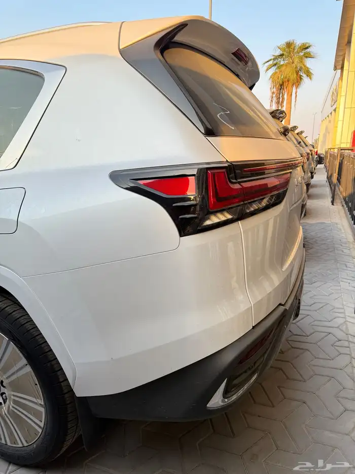 لكزس (2025-BB-LX)فل كامل عبداللطيف 12