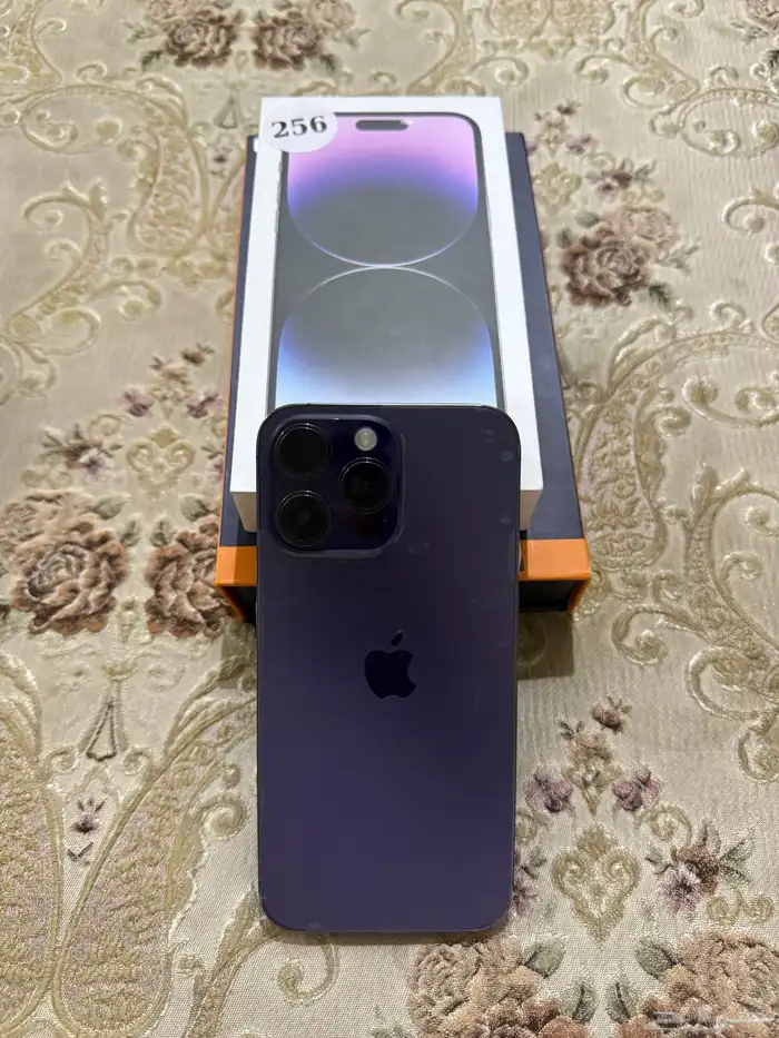 للبيع ايفون 12 برو ازرق و 14برو ماكس بنفسجي 10