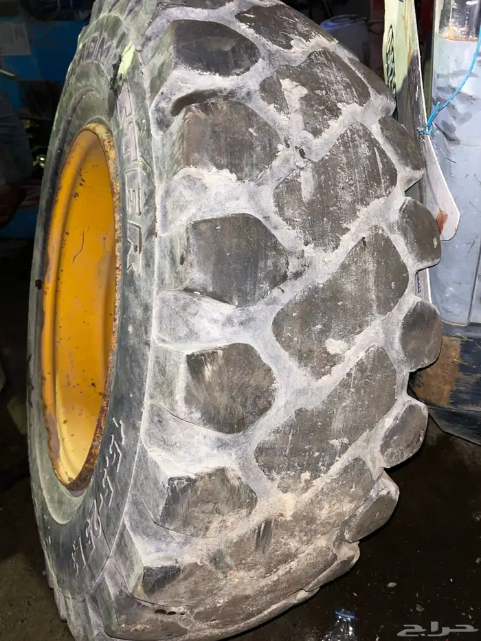 شوكة رافعة   جنوط بكفرات رافعة بوم 4