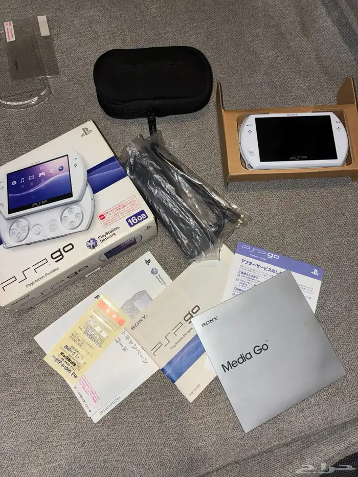 SONY PSP GO سوني بلايستيشن محمول 1