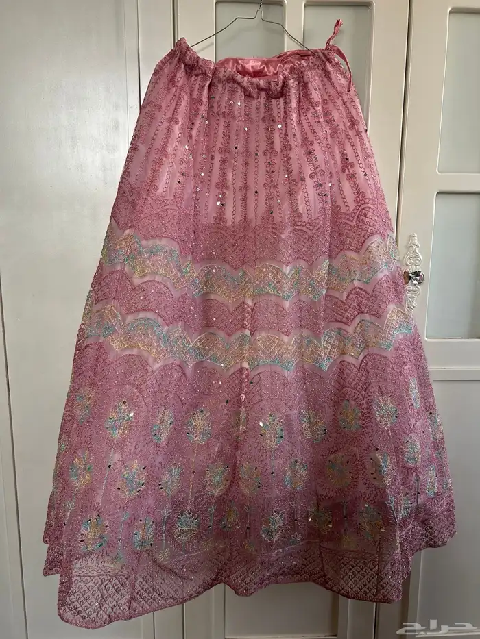 ساري هندي تنورة وبلوزة 2