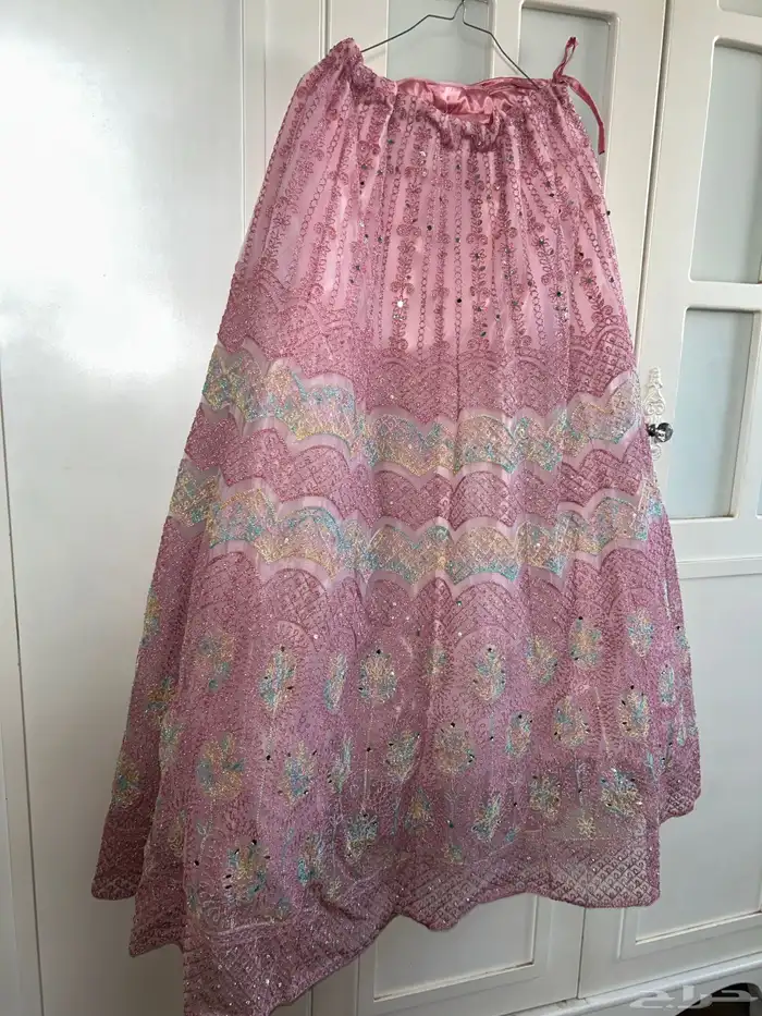 ساري هندي تنورة وبلوزة 0