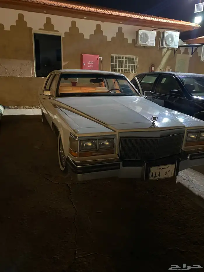 كاديلاك فليتوود 1988 5