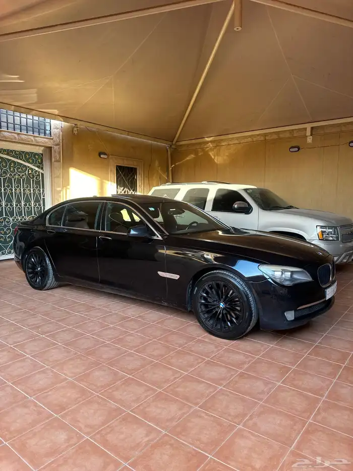 بي ام دبليو 730 7