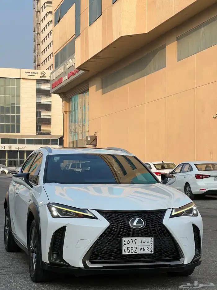 لكزس UX200م ديل 2019 فل 20