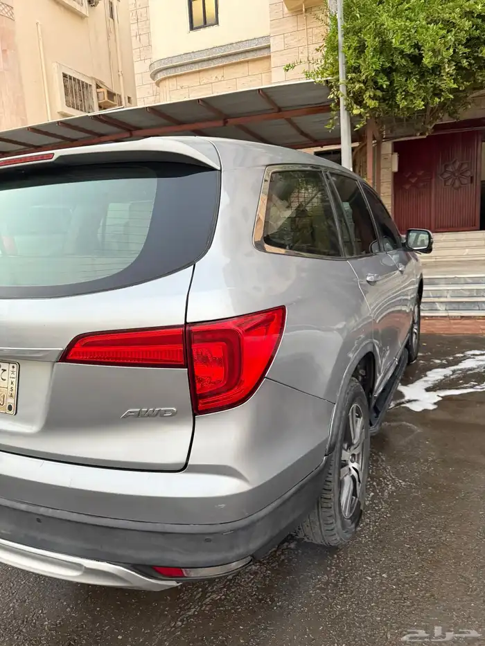 هوندا بإليوت 6