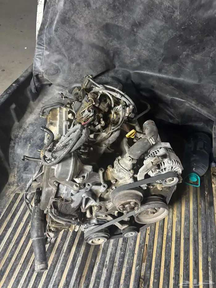 للبيع ماكينه هايلكس1999 1