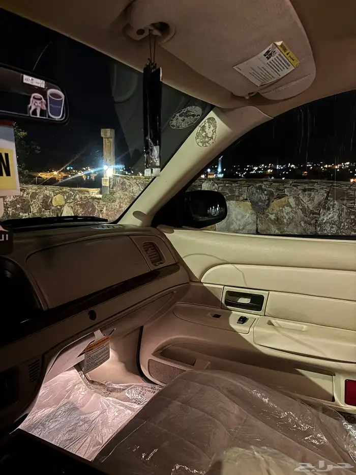 فورد فكتوريا 8