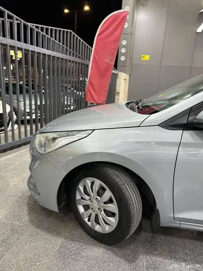 اكسنت 2020 فضي محرك 1.6 لدى معرض(عبيد الرشيدي) 3