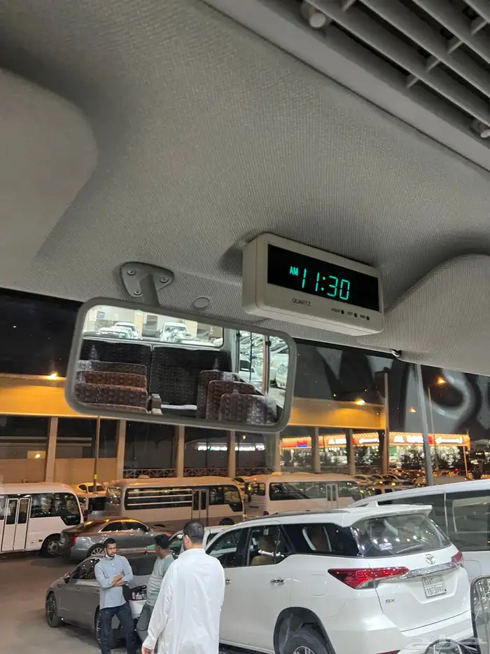 للبيع باص نيسان سيفيليان موديل 2008 ممشي قليل 9