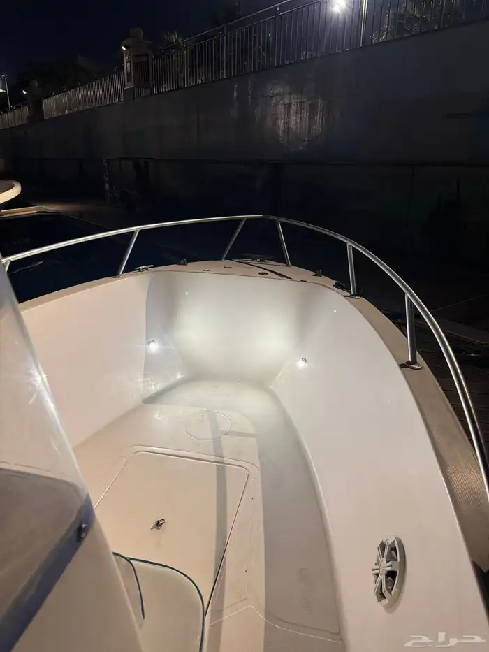 قارب 21 قدم 3