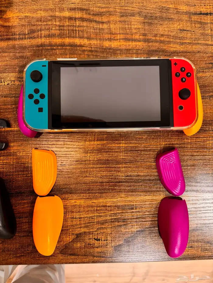 نتندو و سويتش 2019 كامل الملحقات   مسكتين مختلفة   3 اشرطة 1