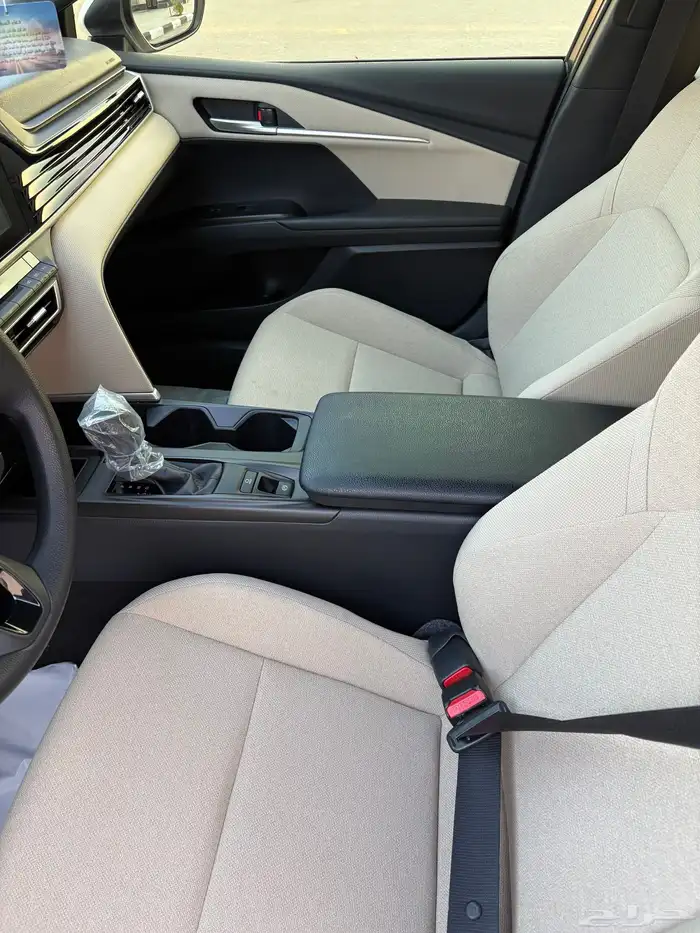 كامري E 2025 استاندر 46