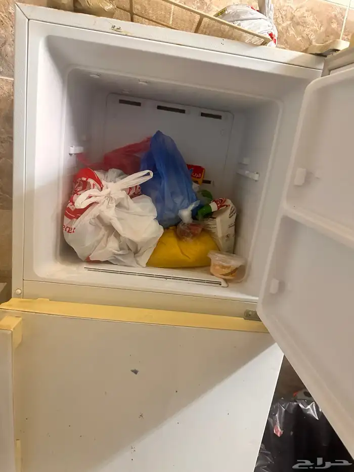 ثلاجة وفريزر 4