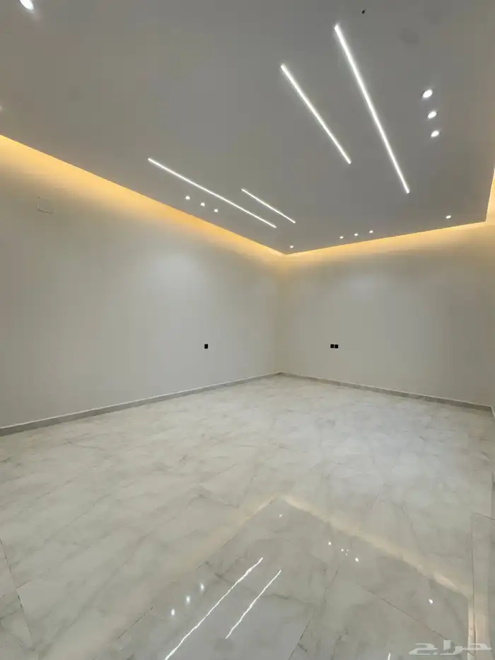 للبيع دور الخرج حي الاسكان 2