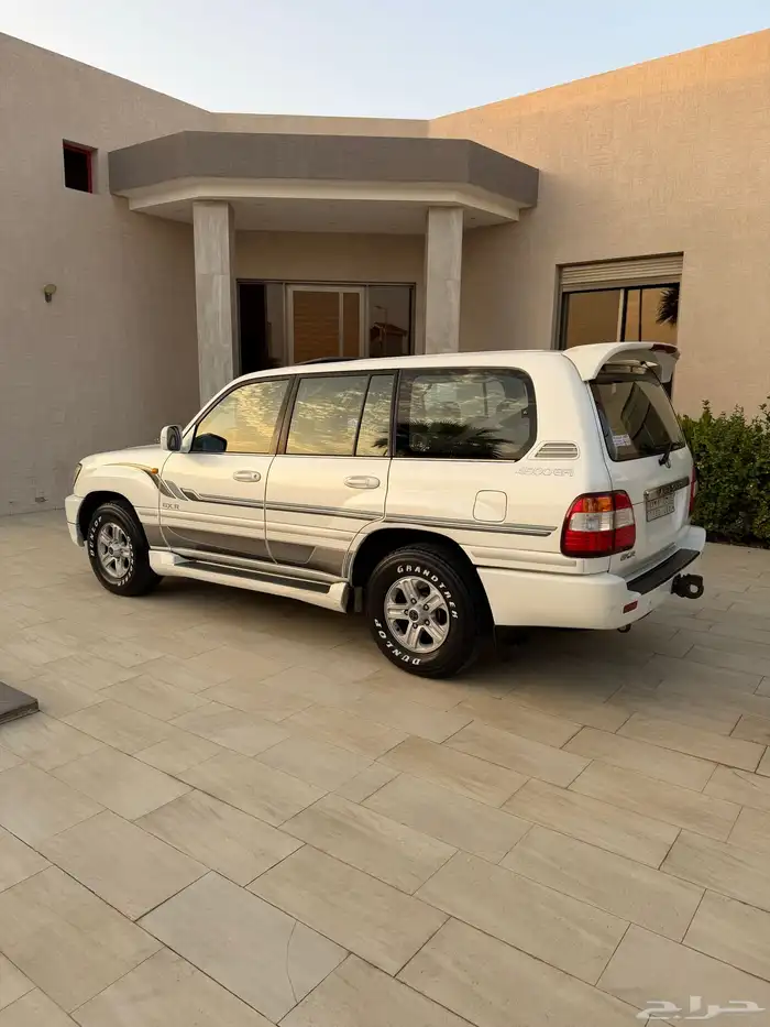 (تم البيع) جكسار 2006 فل كامل دفلك فتحة (قير عادي) 1