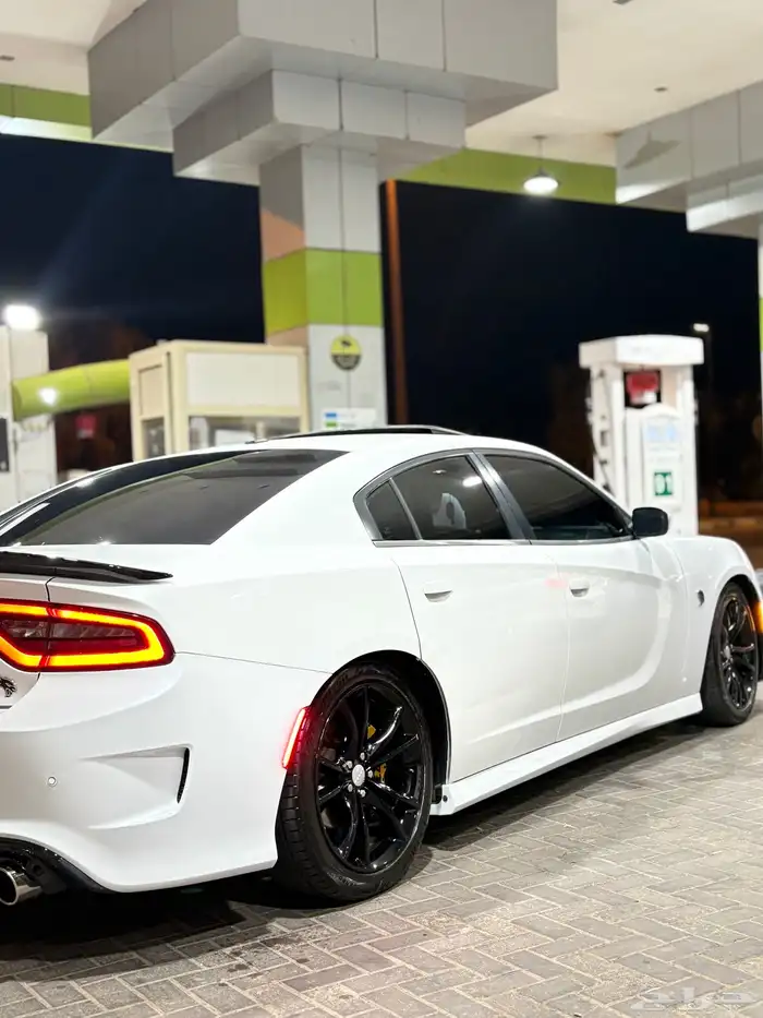 دوج تشارجر رود اند تراك اعلى فئه 4