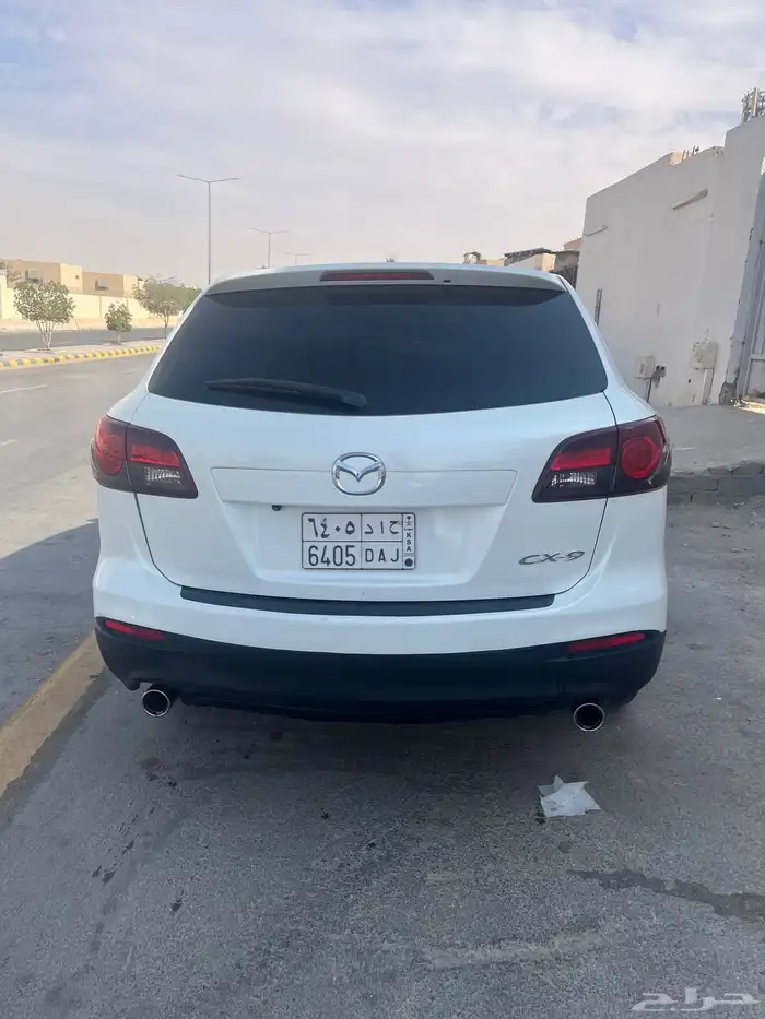 مازدا CX9 موديل 13 للبيع ابيض ماشي 300 الف 2