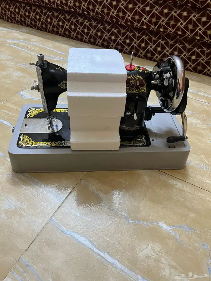 مكينة خياطة للبيع 1