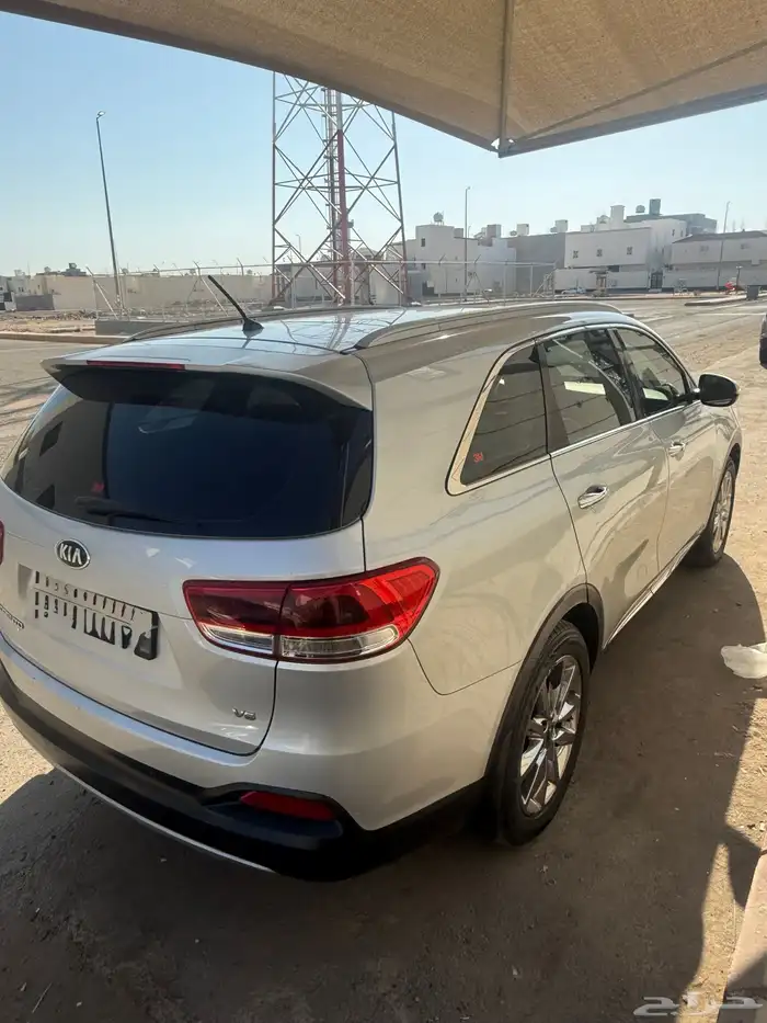 كيا سيورنتو 3