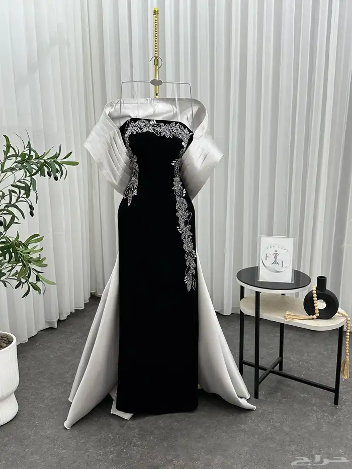 افخم فساتين الاعراس والمناسبات و سهرات 22