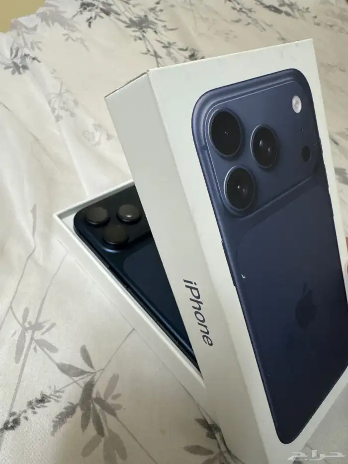 ايفون 17 برو 0